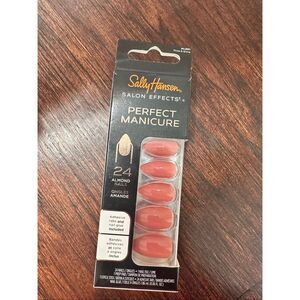 Sally Hansen Salon Effects Perfect Manicure 24 Press on Nails With Glue Almond